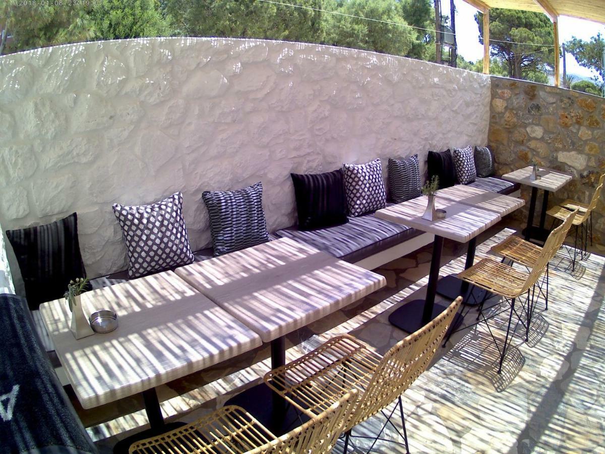Aellia Hotel & Suites Leros Lakkion Ngoại thất bức ảnh